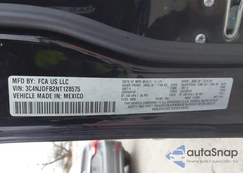 2022 Jeep Compass Latitude Lux 4X4 z USA, uszkodzony, nr VIN 3C4NJDFB2NT128575